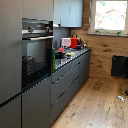 公寓 Wef 2027 Ferienwohnung, 3 Minuten Fussweg Zum Kongresshaus, Geeignet Fuer 2 Personen *