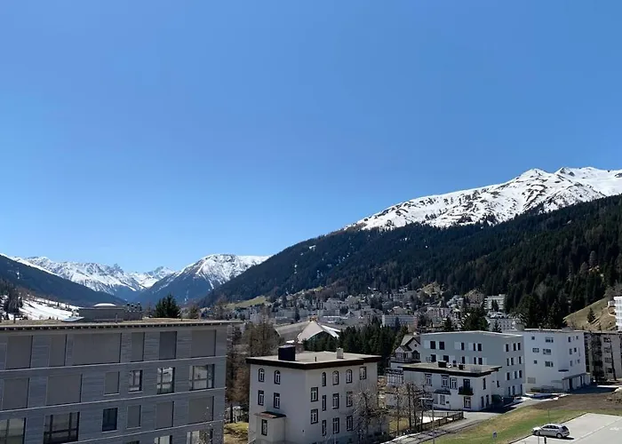 Wef 2027 Ferienwohnung, 3 Minuten Fussweg Zum Kongresshaus, Geeignet Fuer 2 Personen 公寓 *