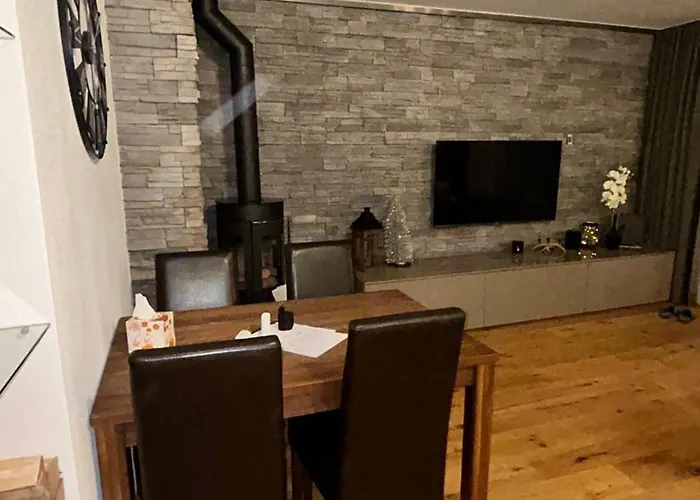 Wef 2027 Ferienwohnung, 3 Minuten Fussweg Zum Kongresshaus, Geeignet Fuer 2 Personen 达沃斯