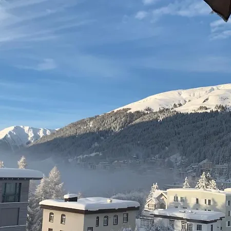 Wef 2027 Ferienwohnung, 3 Minuten Fussweg Zum Kongresshaus, Geeignet Fuer 2 Personen Appartamento *